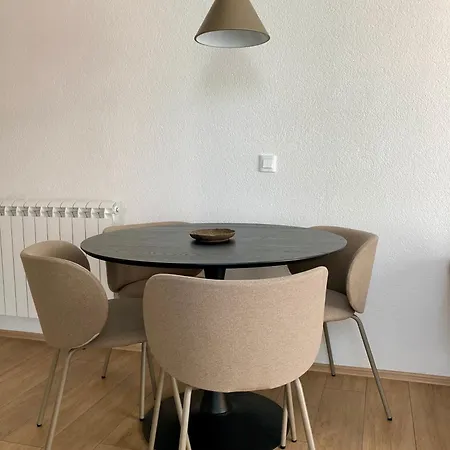 Daire Modern In Centre - Free Parking Üsküp