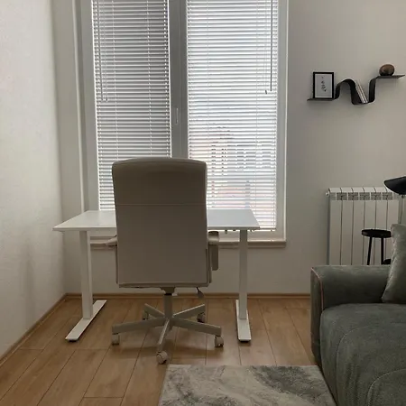 Modern In Centre - Free Parking דירה *